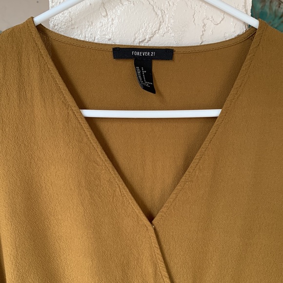 Forever 21 surplice neckline bodysuit - Picture 3 of 10